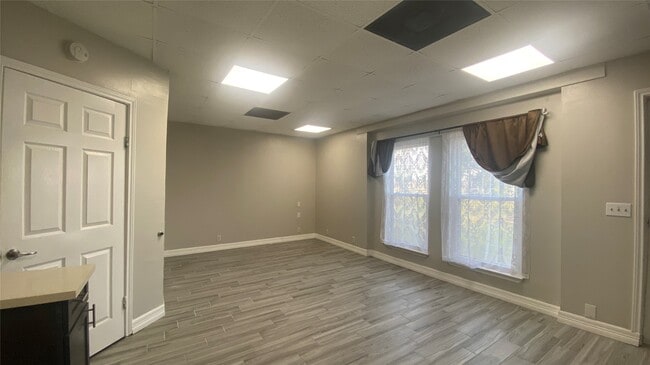 Building Photo - 32910 Morrison Rd