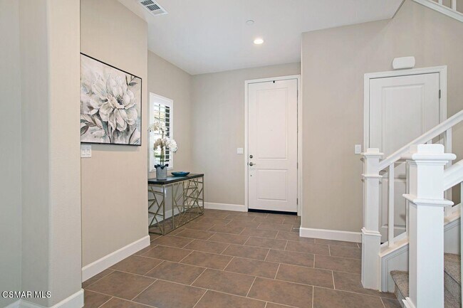 Building Photo - 7079 Oswego Ct