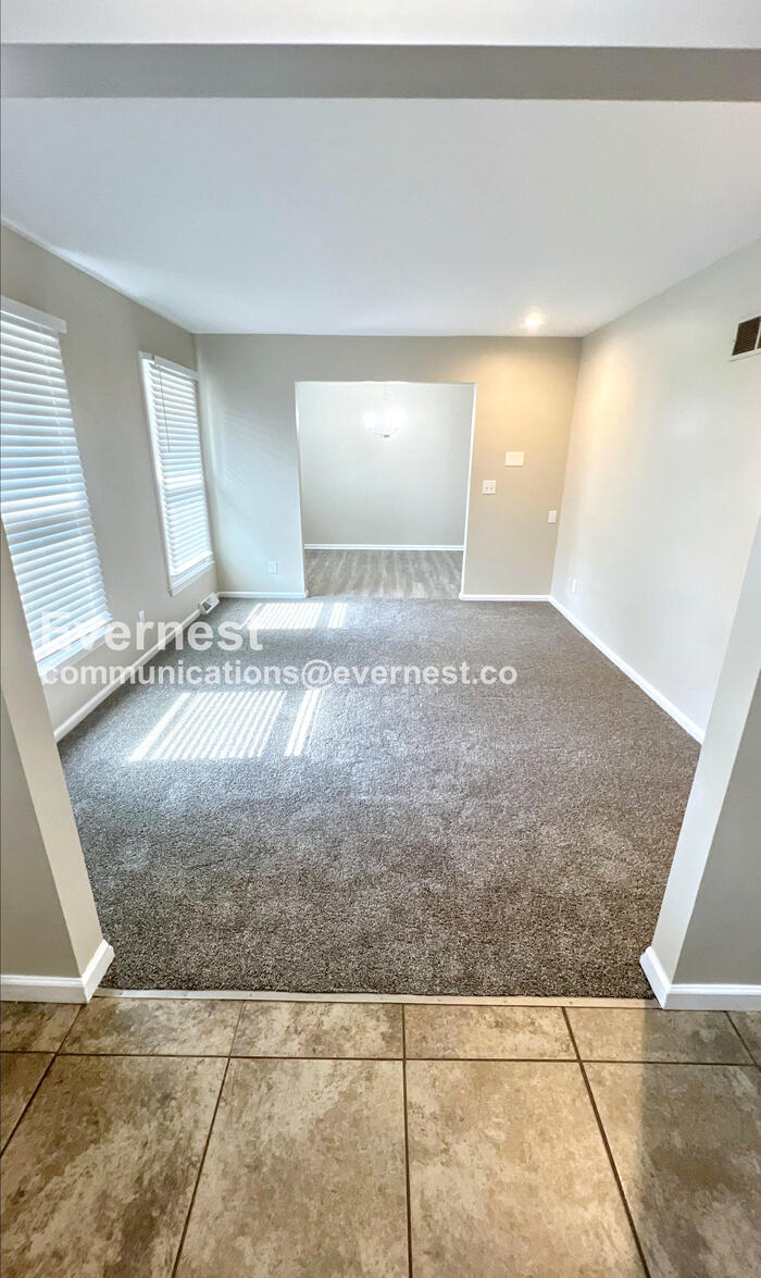 Building Photo - 7408 NW 78th St