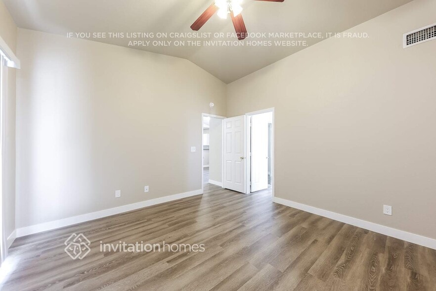 Building Photo - 8142 W Mescal St