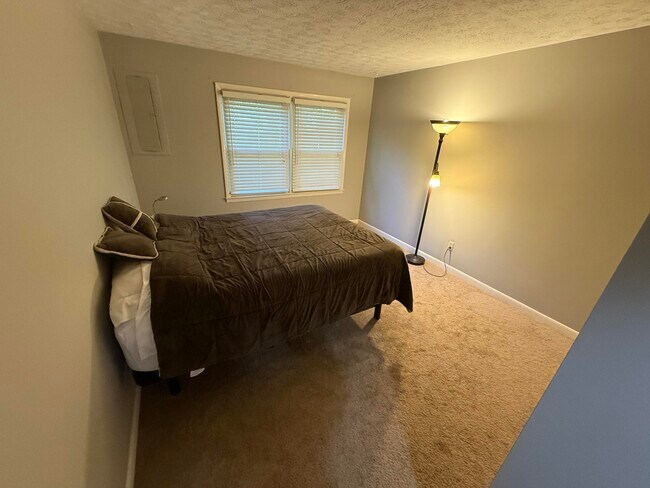 Building Photo - 3334 Nevius Dr