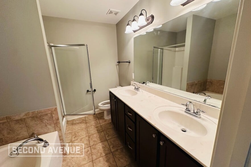 Building Photo - 8948 Smith Ranch Dr