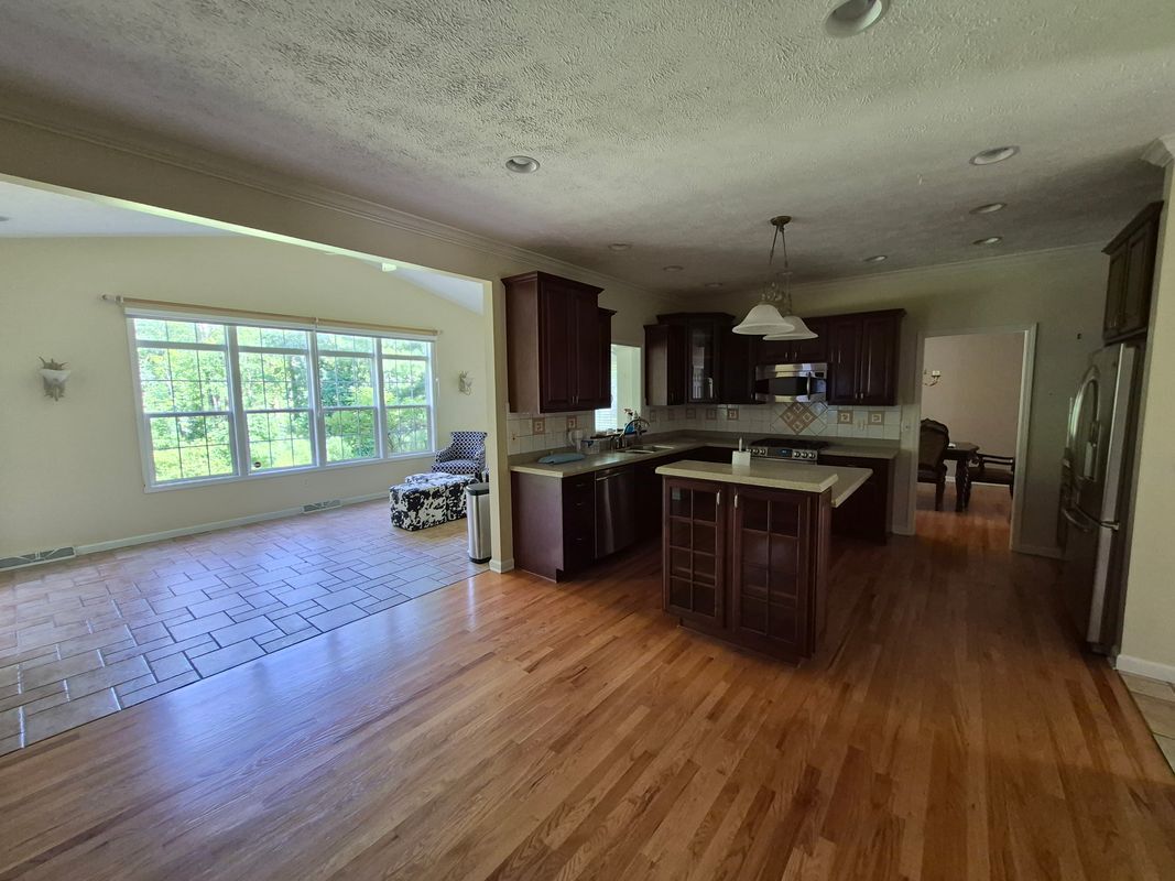 Building Photo - 7224 Moss Creek Cir