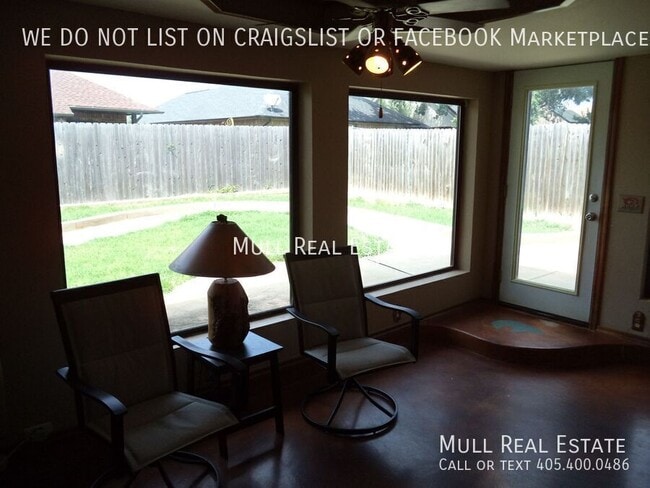 Building Photo - Furnished Single Family Home