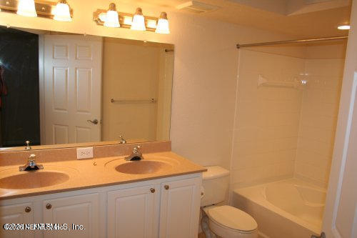 Building Photo - 10075 Gate Pkwy