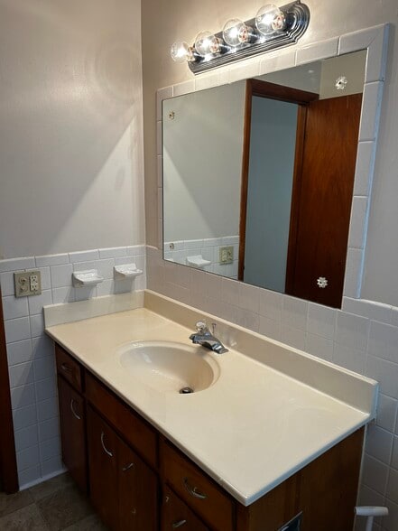 Main bath - sink area - 537 E Glenwood St