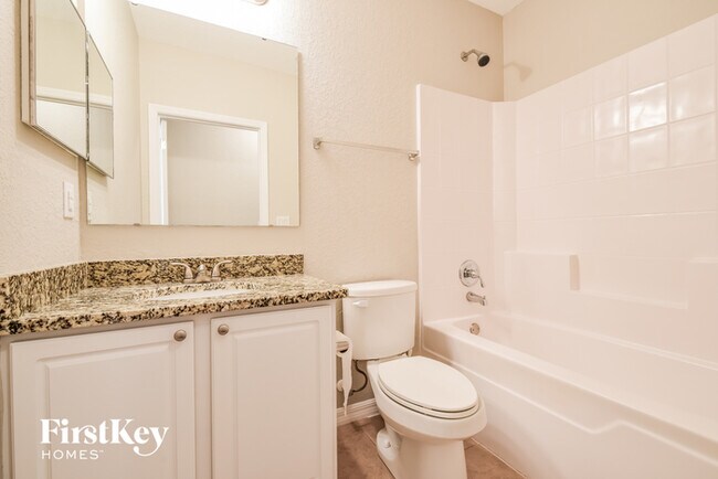 Building Photo - 3379 Toluca Terrace