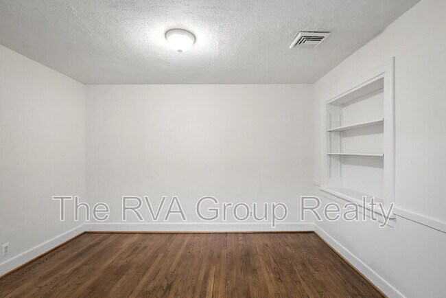 Building Photo - 13141 Overhill Dr