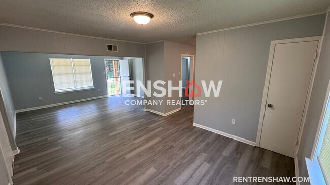 Building Photo - 3272 Sweet Springs Dr