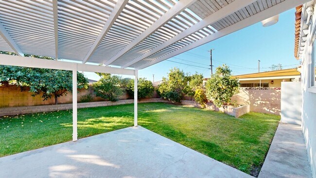 Building Photo - 22713 Frigate Ave