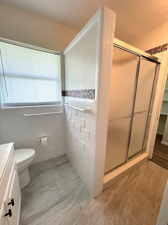 Building Photo - Spacious 2 Bed/2Bath House for Rent in West Bradenton