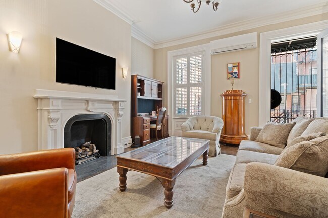 Building Photo - 128 Marlborough St