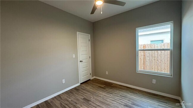 Building Photo - 17 S 43rd St