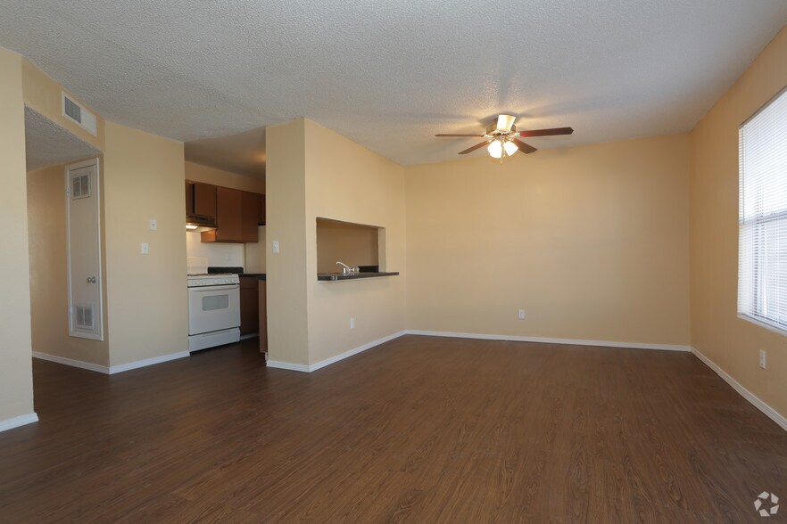 Valley Place Apartments 8210 Carpenter Dr El Paso TX 79907