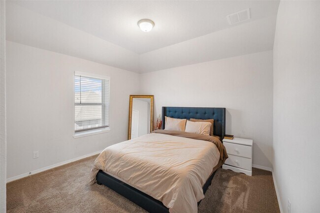 Building Photo - 1811 Smithers Landing Dr