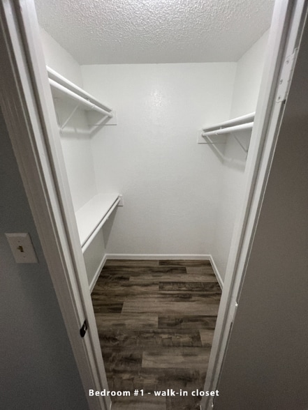 Building Photo - 3738 Hulen Park Cir