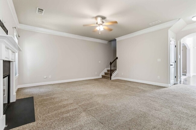 Building Photo - 871 Overlook Path Way