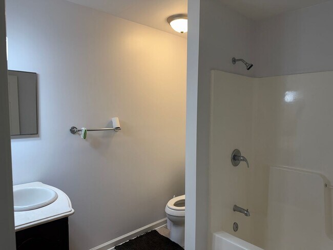 Building Photo - Lexington - Commercial Property
