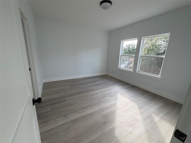 Building Photo - 3537 Alderfer St