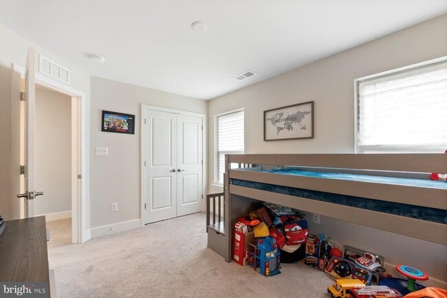 Building Photo - 4378 Shakespeare Cir