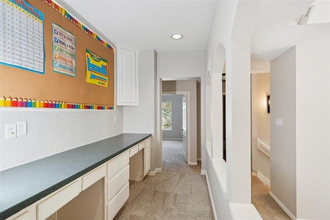 Building Photo - 6110 Redwood Bridge Trail