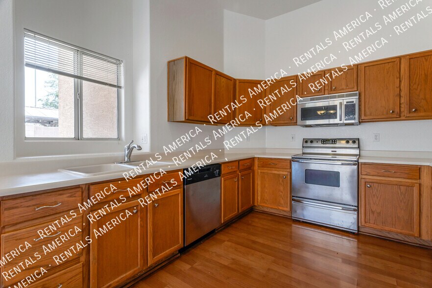 Building Photo - 53 W Del Rio St