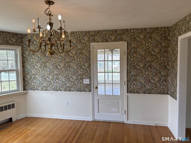 Building Photo - 16 Shorelands Dr