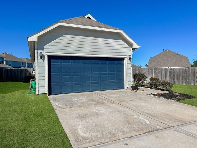 Building Photo - 2506 Moapa Dr