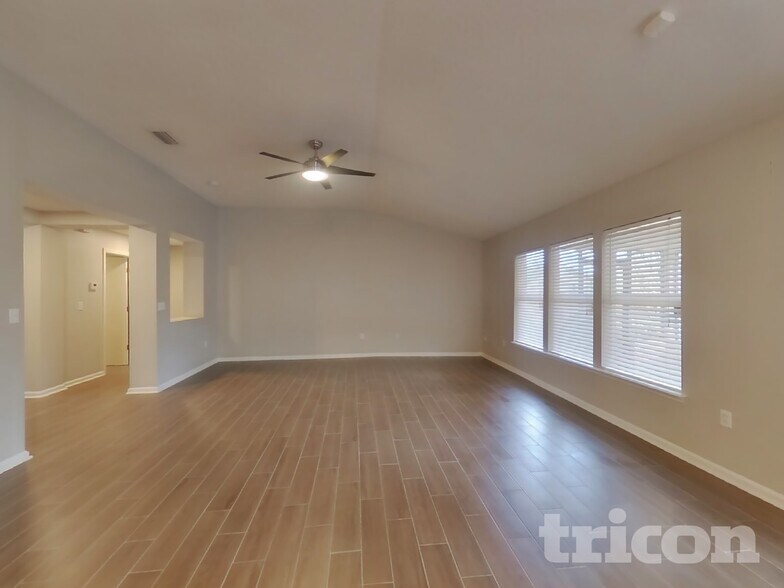 Building Photo - 75177 Brookwood Dr