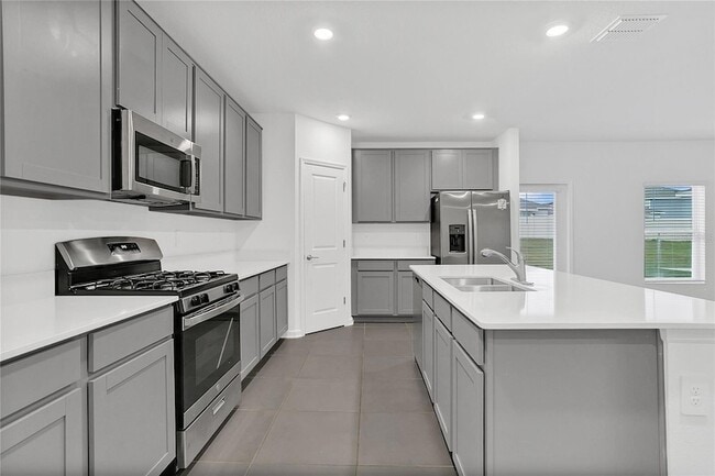 Building Photo - 26159 Feathergrass Cir