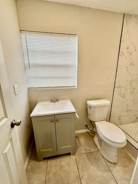 Building Photo - 1216 Marlowe Ave