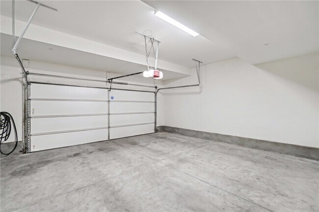 Building Photo - 15967 W Preserve Loop