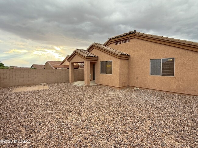 Building Photo - 4689 W Cepa Ln