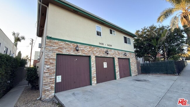 Building Photo - 1451 Redondo Ave