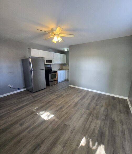 Building Photo - 3971 SW 12th Pl