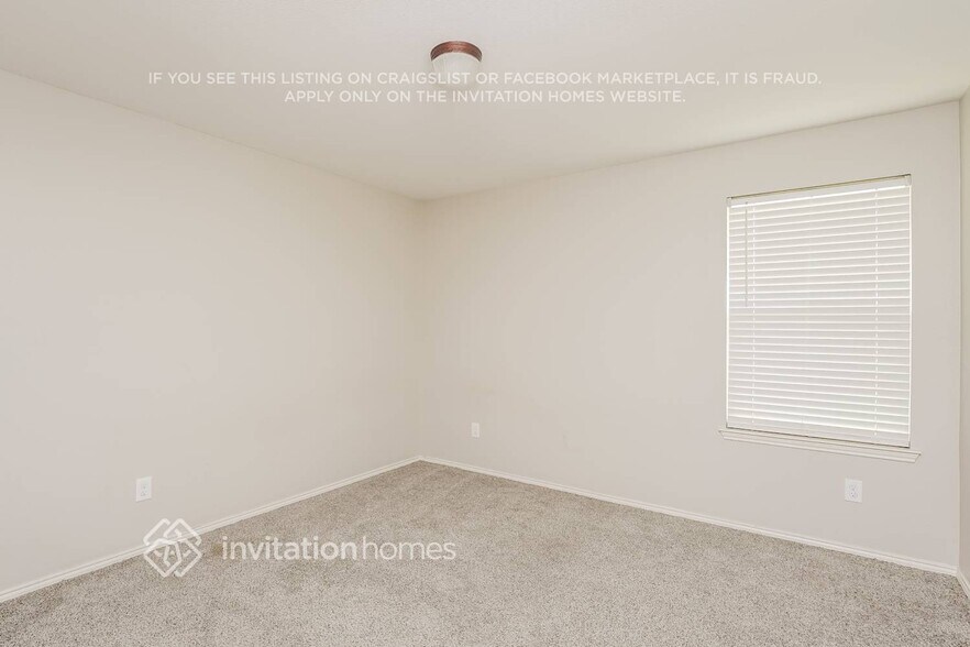 Building Photo - 10329 Pyrite Dr