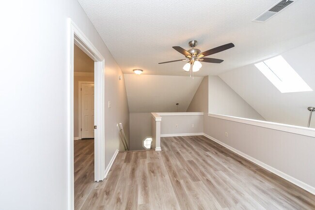 Building Photo - 4997 Woodberry Cove S