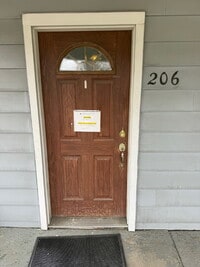 Building Photo - For Rent: 2-Bedroom Apartment | Downtown Hastings