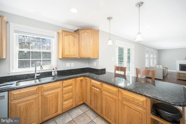 Building Photo - 8 Wilderness Ct