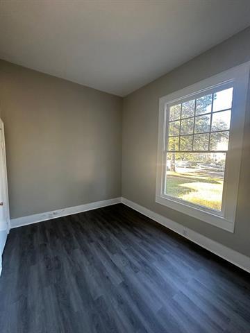 Building Photo - 451 Dalzell St