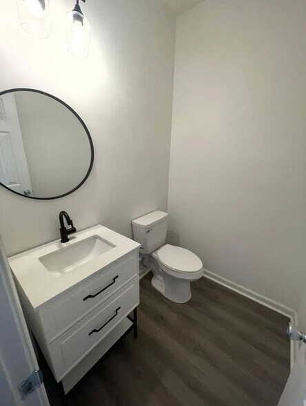 Building Photo - 8490 Oakley Cir