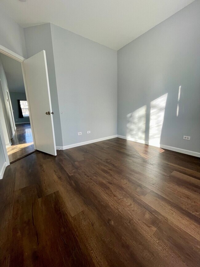 Building Photo - 16623 Natoma Dr