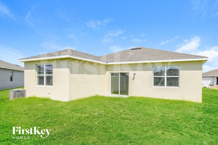 Building Photo - 1243 Ponca Rd