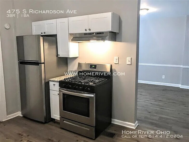 Building Photo - 475 S Richardson Ave