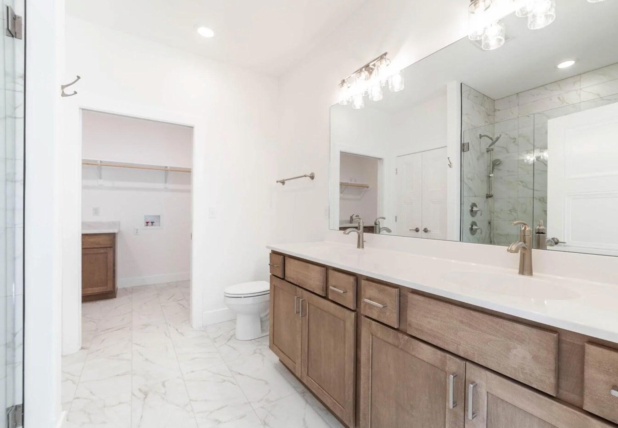 Building Photo - 808 Napa Dr