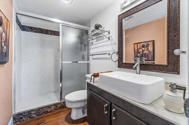Building Photo - 4070 Tivoli Ct