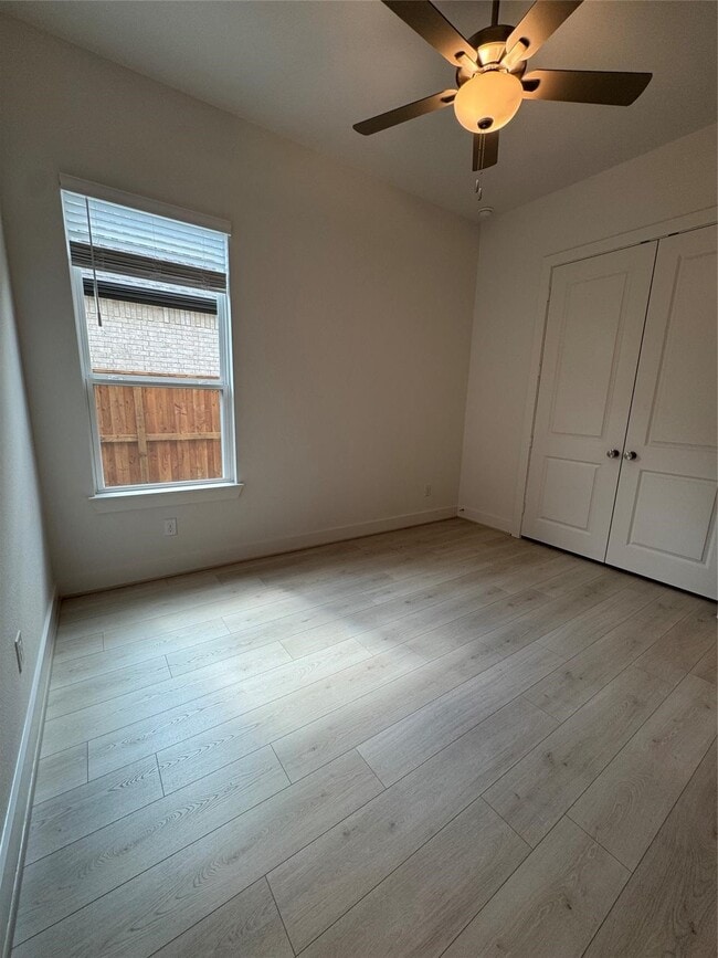 Building Photo - 7129 Carriage Lgt Dr