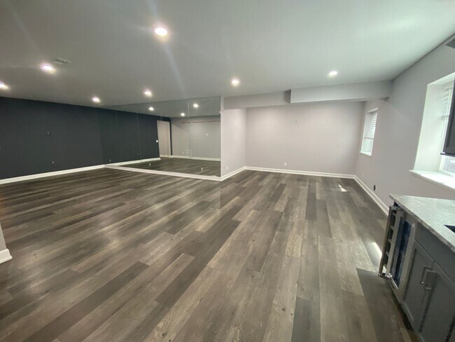 Building Photo - Incredible Home in Parker