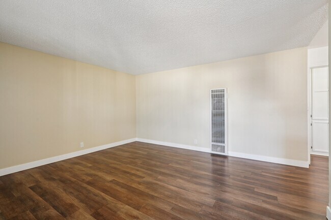Floorplan - 831 E Pine St