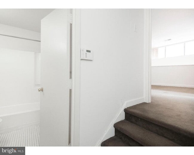 Building Photo - 2031 South St